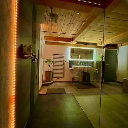 Mit Luxusbad, Terrasse Ostseenaehe Apartment *