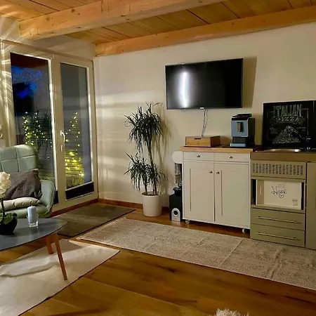 Mit Luxusbad, Terrasse Ostseenaehe Apartment Gremersdorf